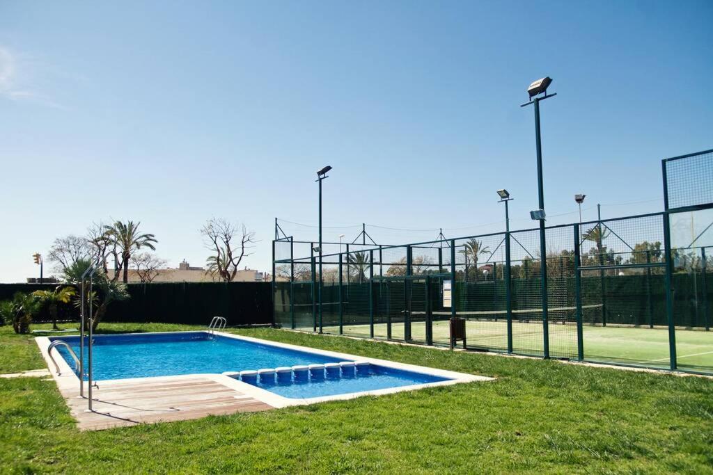 טורדמבארה Apartamento Diseno A Cien Metros Del Mar. מראה חיצוני תמונה